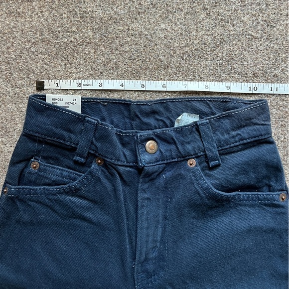 Blue jeans - Picture 2 of 16